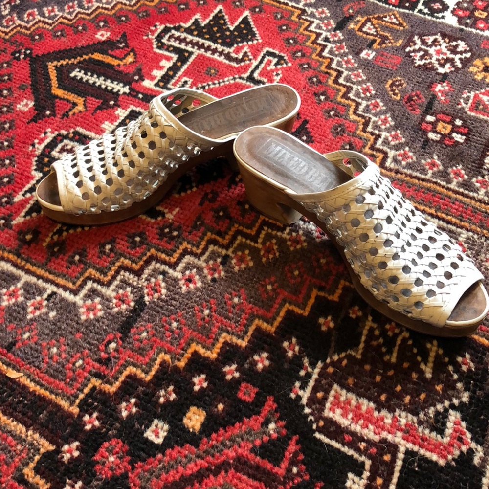 Vintage white leather sandal clogs